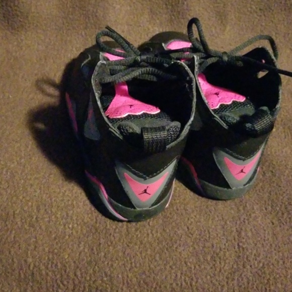 Shoes - Picture 4 of 4